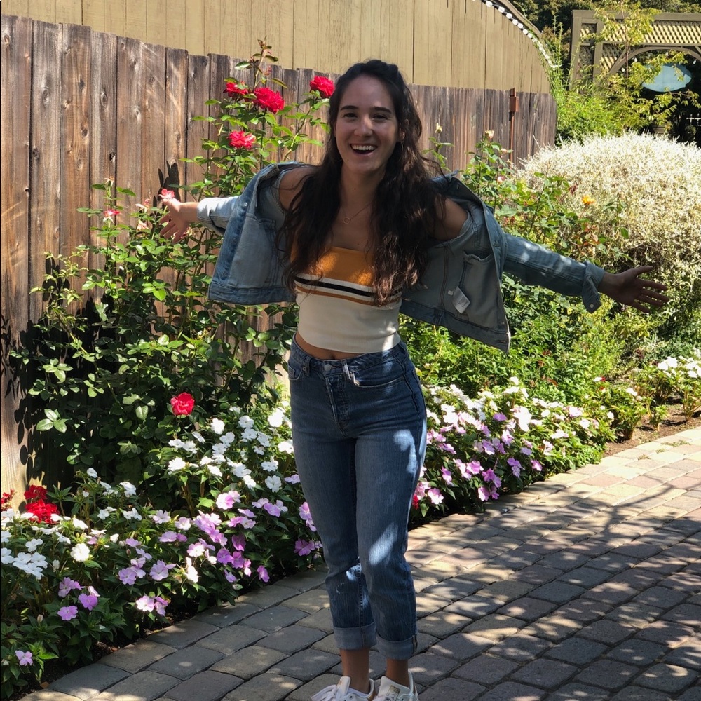 Meet your Posher, Victoria